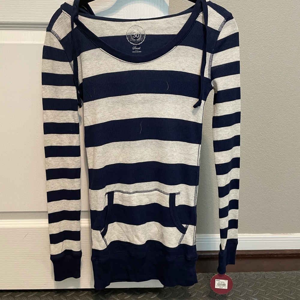 Striped long sleeve shirt w/ hood